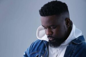 Sarkodie - Violence
